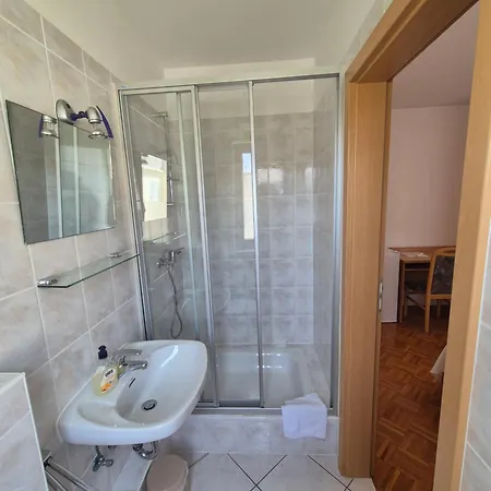 And Mamic Guest house