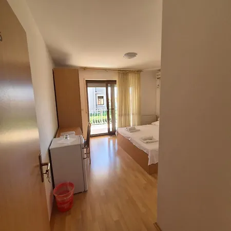 And Mamic Guest house 3*