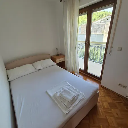 And Mamic Guest house