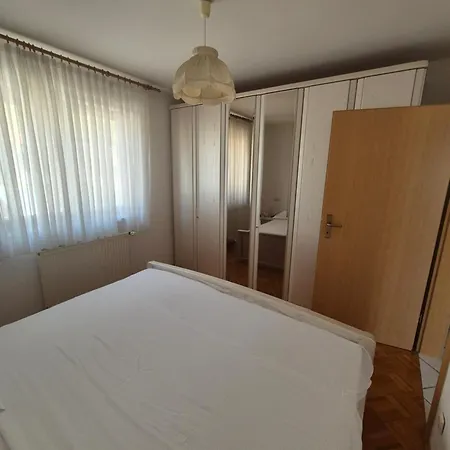 Guest house And Mamic Dugi Rat